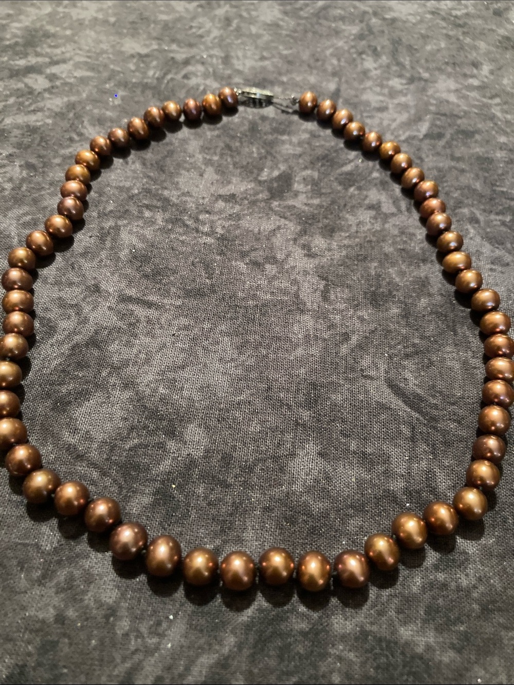Metallic Dark pink Beaded Necklace